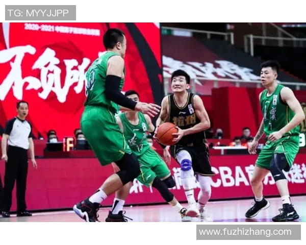 多米尼加与立陶宛激战正酣球场上的精彩对决引人瞩目 多米尼加与立陶宛激战正酣球场上的精彩对决引人瞩目